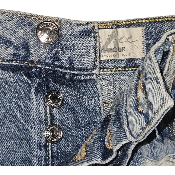 We The Free People Big Sur Coast Boyfriend Shorts Distressed 24 Raw Edge Hem - Picture 4 of 9